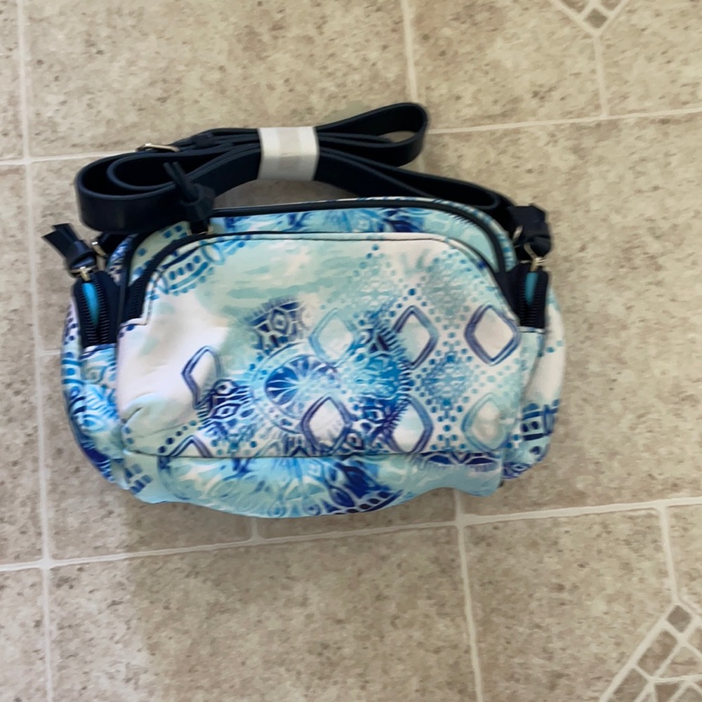 Crossbody purse